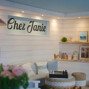 https://hotel-du-centre-chez-janie.inbrittany.com