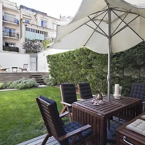 - Private Pool And Garden Center Apartamento Barcelona